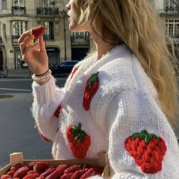 Long Sleeve Handmade Crochet 🍓 Strawberry 🍓 Sweater Knitted Cardigan Harajuku - Picture 4 of 4